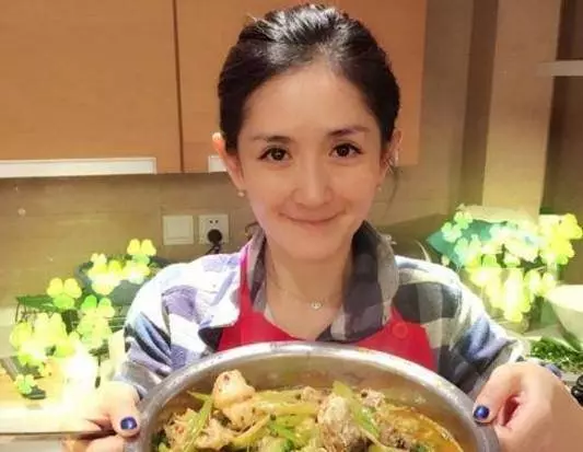 孫儷卸妝後,謝娜卸妝後,陳妍希卸妝後,網友:這差別一目了然~ 真的