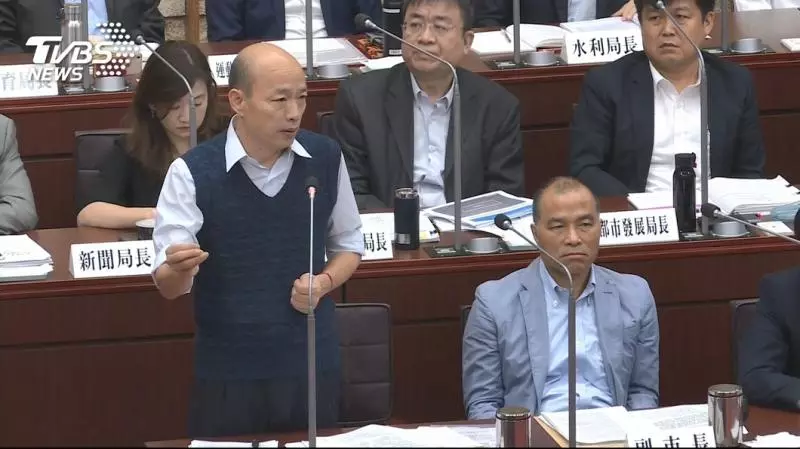 若大選回歸藍綠對決 這號人物是關鍵變數