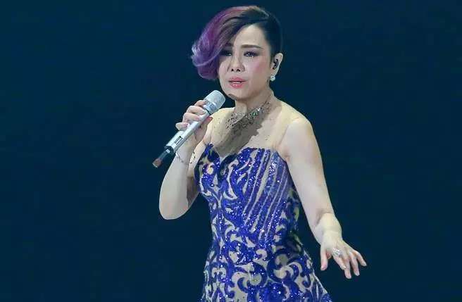 57歲江蕙變臉?臉書自曝「嘿嘿嘿哪裡不一樣~」 網友全愣住「根本變羅霈穎」讓她傻眼解答
