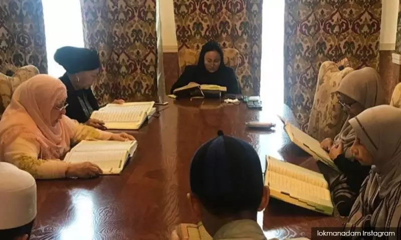 【洛曼率30人穿黑衣抗議】鼎鼎「大人物」也響應號召穿黑衣,戴黑色頭巾!