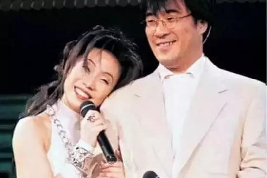 李宗盛疑默認迎娶第三任妻子,他的低調和林憶蓮的熱烈密切相關