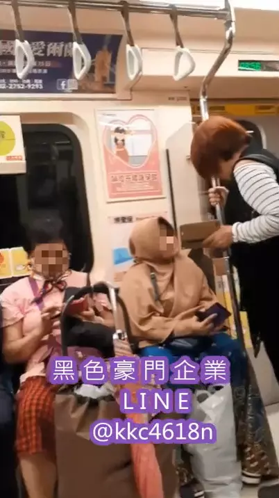 我是老人!沒品大媽撂英文「逼外籍女讓座」 對方無奈起身「她用台語碎碎念」網嗆:超丟臉