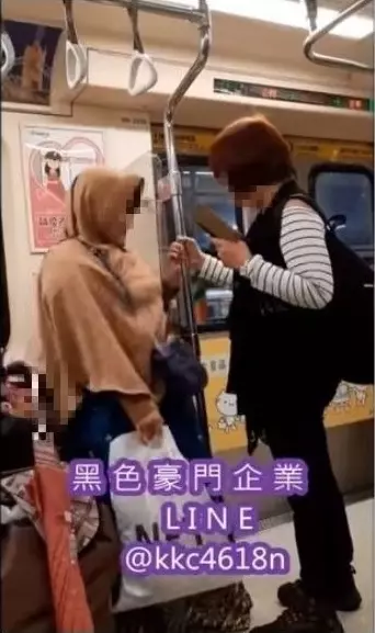 我是老人!沒品大媽撂英文「逼外籍女讓座」 對方無奈起身「她用台語碎碎念」網嗆:超丟臉