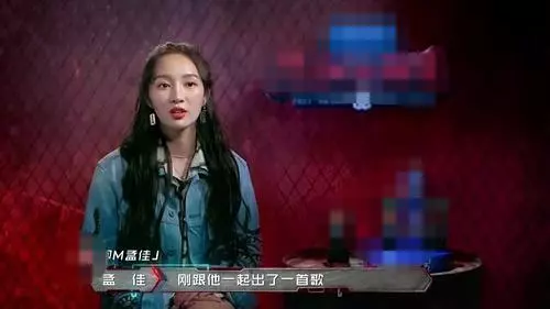 新加坡百億小開Elroy公開戀情,女方是韓國頂級女團成員~
