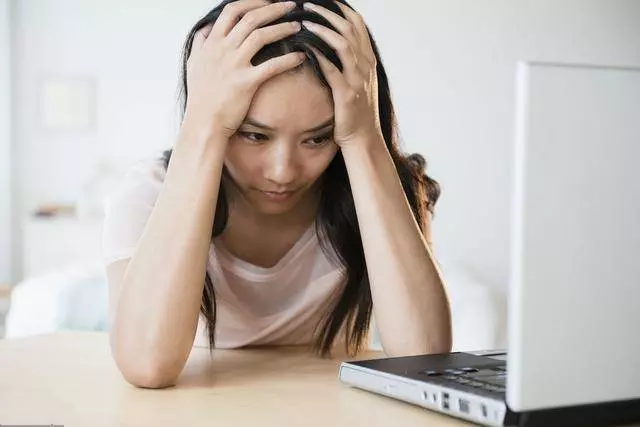 大腸病變的人越來越多,謹記:身體出現【3多2痛】,趕緊去醫院檢查,能保命!