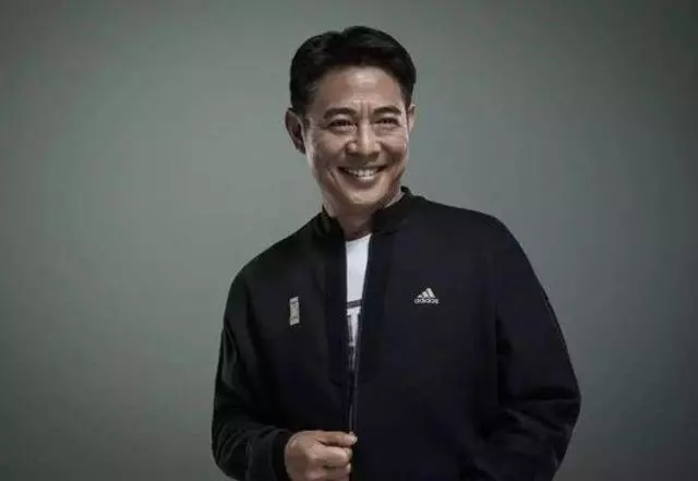 影帝爸爸培養出哈佛女兒 李連杰的窮養女兒經 讓中國父母慚愧!