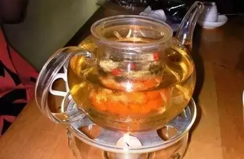 眼睛模糊看不清楚每天喝一杯這個,讓眼睛恢復明亮,眼鏡也不需要用了細小的字體也看得到!