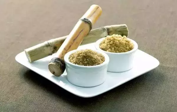 1種水果號稱【補血之王】,每天當零食吃一點,能促進骨骼生長、消除疲勞、預防口臭,氣色不好的朋友可以試試