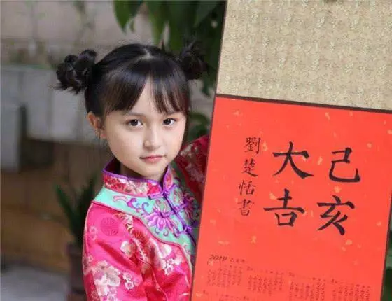 她曾因太漂亮被禁止整容,長大後成這樣,近照曝光讓人心動!