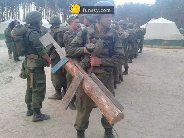 10張照片告訴你戰鬥民族「俄羅斯的軍隊是如何訓練成的」...