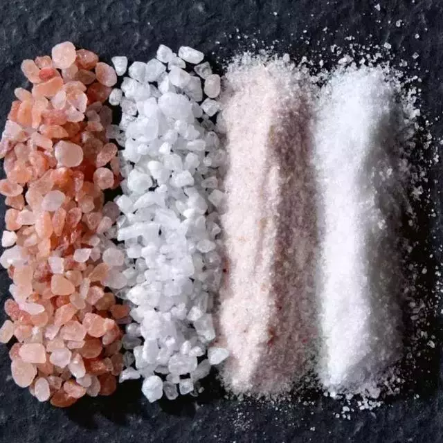 為什麼中餐鹽幾乎只有一種,西餐的鹽卻紅、黑、綠、藍什麼都有?