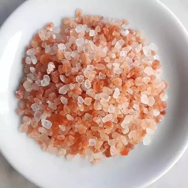 為什麼中餐鹽幾乎只有一種,西餐的鹽卻紅、黑、綠、藍什麼都有?