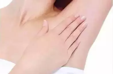 身上有個排濕出口,1天拍打100下,一身濕氣全排空