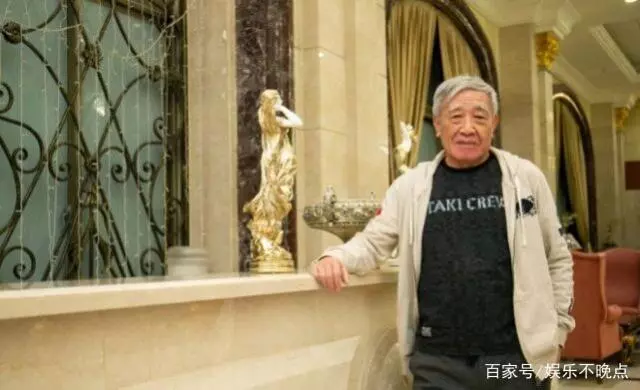 76歲張帝娶好友之女,為嫩妻戒菸遺產也準備好了