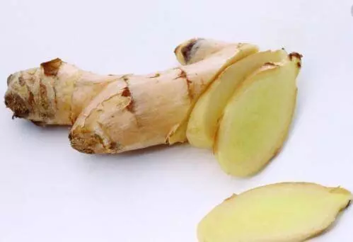 肚子胖成一堆肉? 廚房生薑用起來,瘦到你想「胖」回來,連便秘也好了