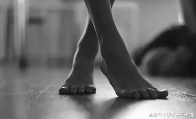 每天堅持「踮腳尖」除了瘦腿,竟有如此的好處