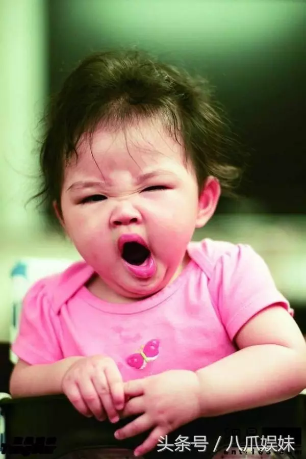 女星的女兒「長相大不同」!李麗珍女兒、邱淑貞女兒、鐘麗緹女兒、朱茵女兒,差別不是一般大!