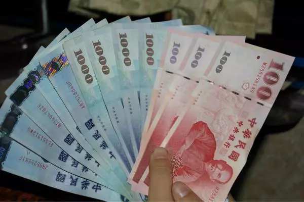 老天絕不讓你窮,明天開始,橫財當頭,明天不中3天後必中 ,不拿頭獎就是不行