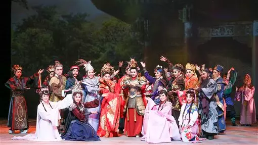 超敬業!孫翠鳳偕女兒彩排…曝光身體狀況:想演到最後一刻