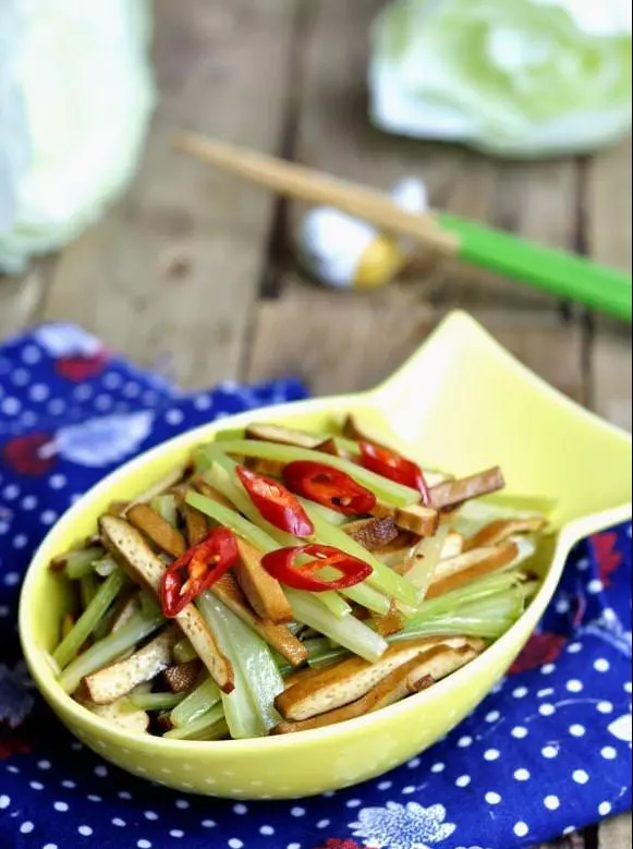 一塊錢「讓你腹中硬大便通通滾出來」,腸子乾淨得像小寶寶,三天見效!