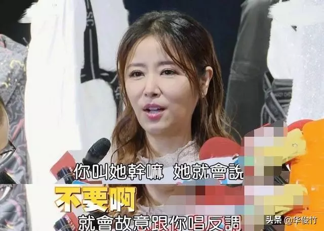 林心如曝兩歲女兒頂嘴唱反調,送給林心如2朵康乃馨作母親節禮物