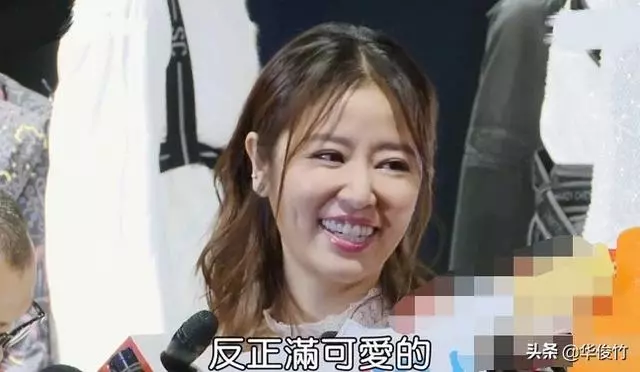 林心如曝兩歲女兒頂嘴唱反調,送給林心如2朵康乃馨作母親節禮物