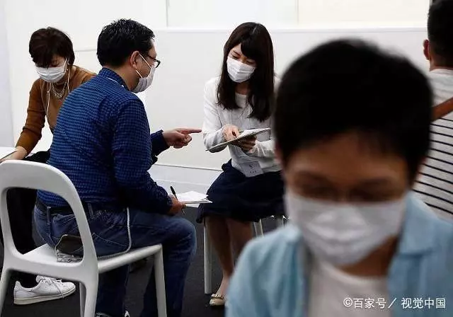 這樣子的媽寶男,請你把奶斷了再來相親!別出來丟人