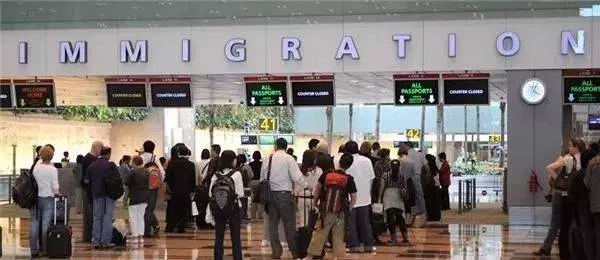在新加坡私下換匯,小心罰款判監