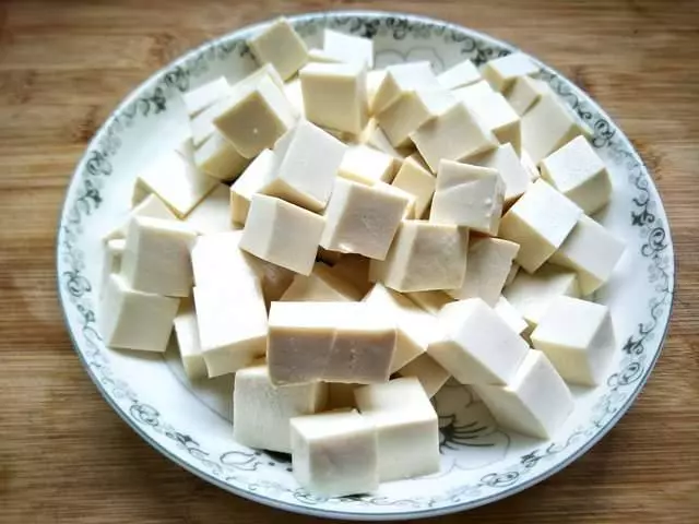 豆腐怎樣做好吃入味,加2勺它,增香又提味,比麻婆豆腐更好吃!