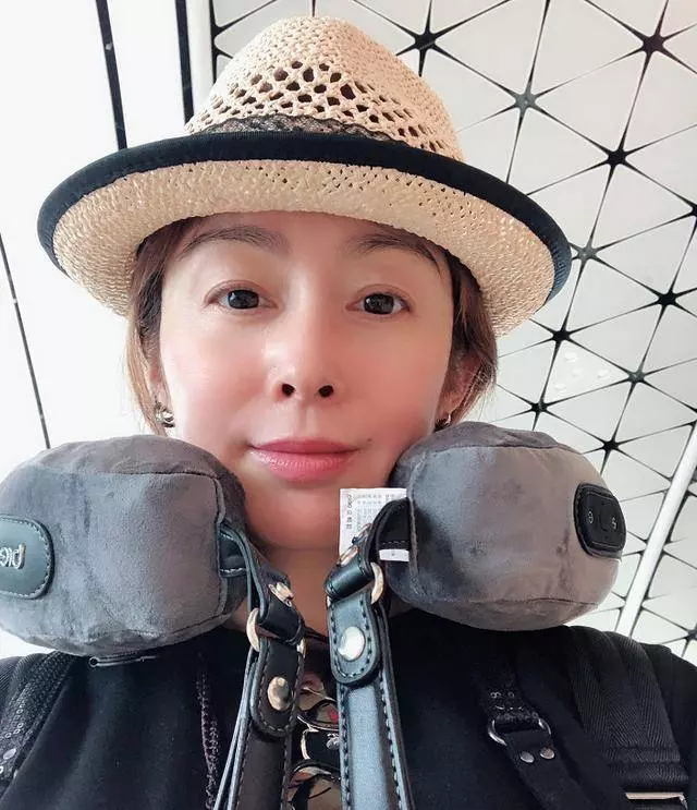 51歲張敏想要復出拍戲,但完全變臉被疑整容,網友也不買賬