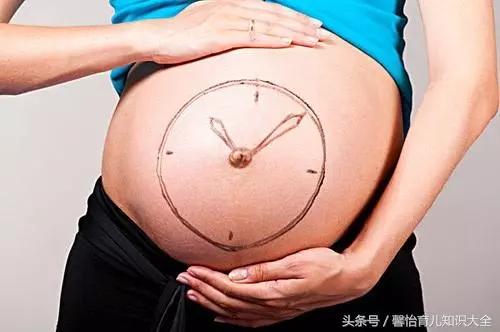 孕婦懷胎十月還沒發動,剖開腹部散發一股惡臭,醫生痛駡孕婦無知!