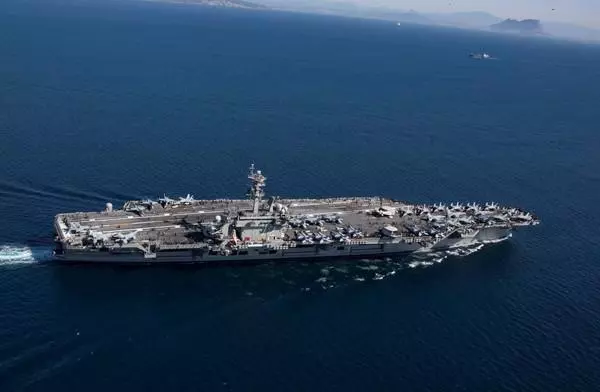 美國果然還是不敢動手,核轟炸機已經抵達波斯灣,卻突然改口求和