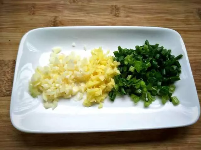 豆腐怎樣做好吃入味,加2勺它,增香又提味,比麻婆豆腐更好吃!