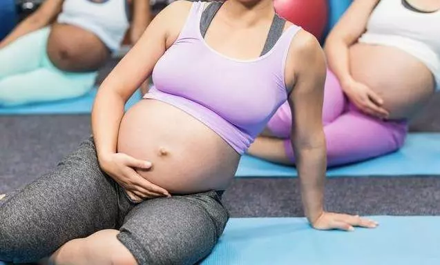 有寶寶後,如果孕媽的肚臍是「凹」進去的形態,那可要恭喜你啦