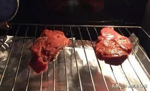 這樣做出來的蜜汁叉燒肉,好吃又簡單!