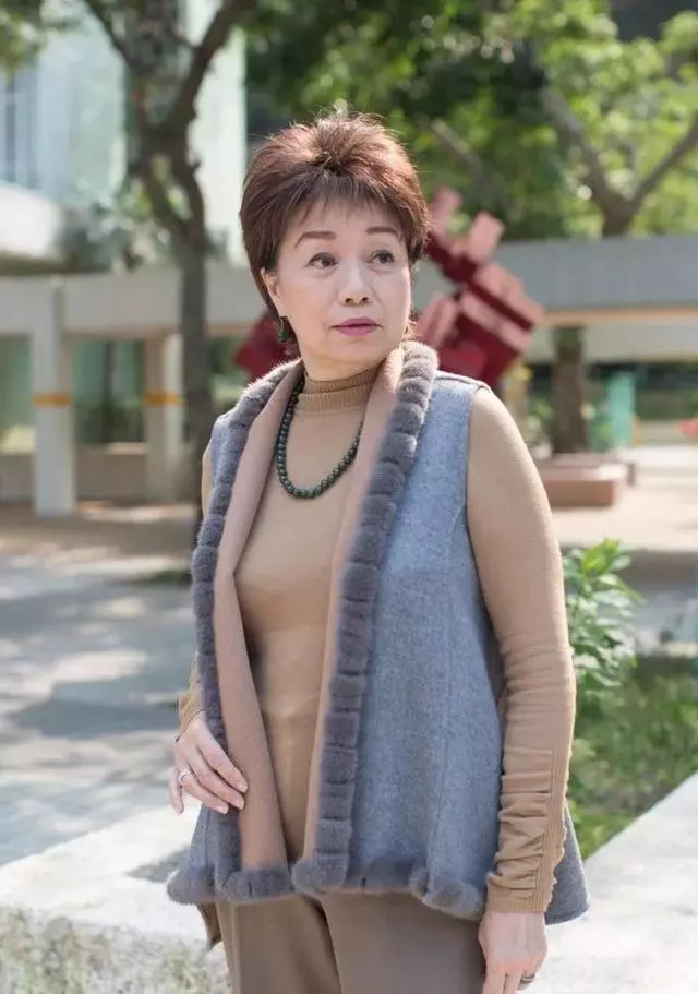 演足20年大媽!69歲TVB老戲骨至今仍未成家:我最討厭結婚