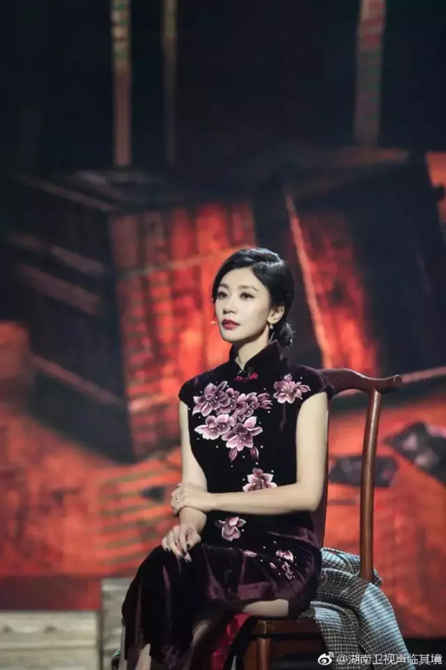 賈靜雯:44歲,3個孩子,賠前夫2600萬,我嫁錯了人照樣能贏回來 !