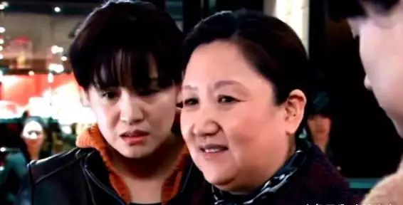 大小兒媳雙雙坐月子,婆婆如此做法,網友紛紛點贊叫好,大呼佩服