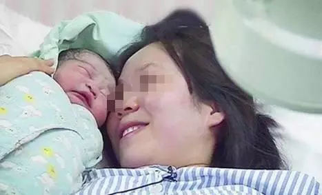 大小兒媳雙雙坐月子,婆婆如此做法,網友紛紛點贊叫好,大呼佩服