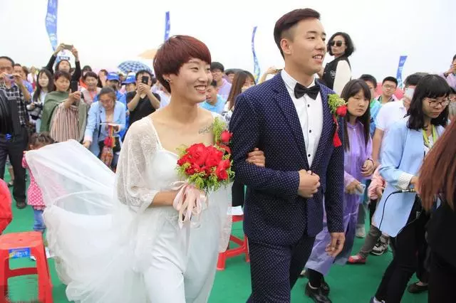 結婚後,我把嫁妝給老公保管,我設置了下微信,隔天我提離婚