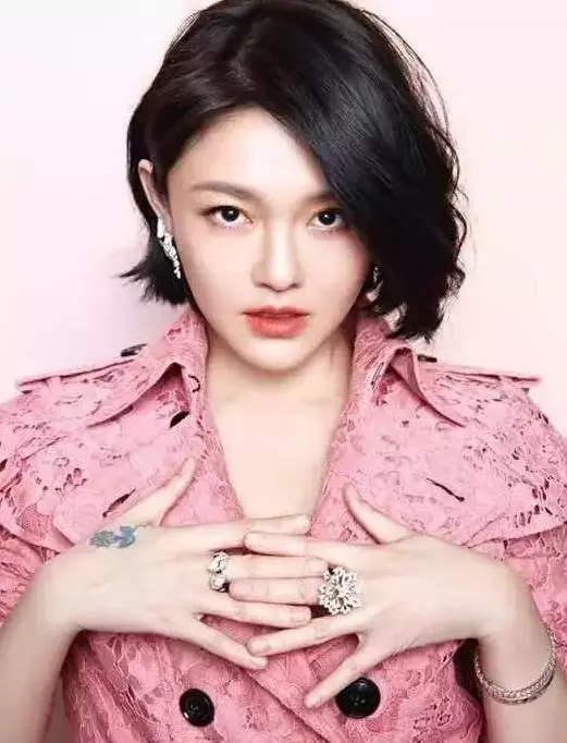 大S一個月瘦身20斤,43歲仍然像個少女,與「姐妹花」同框比美太搶鏡:女人狠起來到底有多可怕?