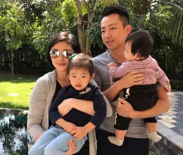 大S一個月瘦身20斤,43歲仍然像個少女,與「姐妹花」同框比美太搶鏡:女人狠起來到底有多可怕?