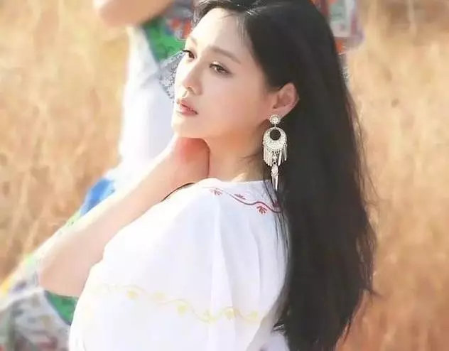大S一個月瘦身20斤,43歲仍然像個少女,與「姐妹花」同框比美太搶鏡:女人狠起來到底有多可怕?