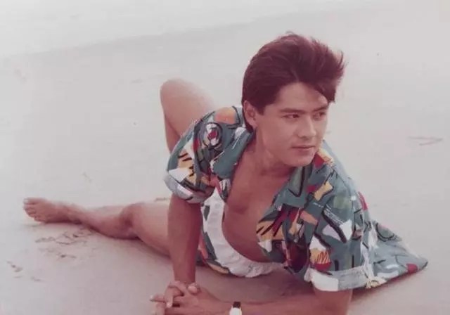 當年人見人愛紅小生,卻為何一度變成酒鬼和賭徒人人躲?如今55歲....