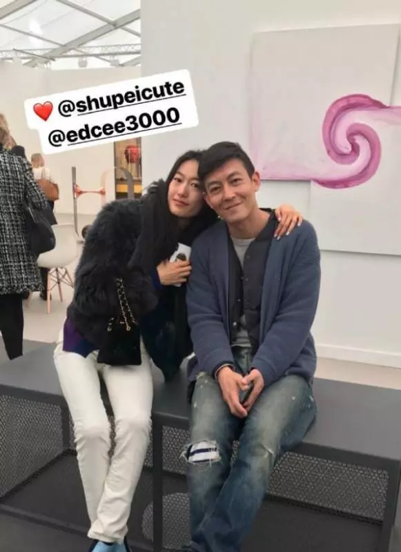 陳冠希姐姐 4 1 歲至今未婚,當照片曝光後,網友直言:這誰敢娶?