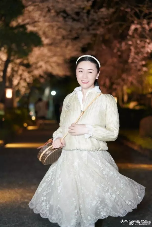 嫁富豪卻「守寡3年」忍痛獨自撫養女兒「從商變女強人」如今43歲「身價千億」活出自我!