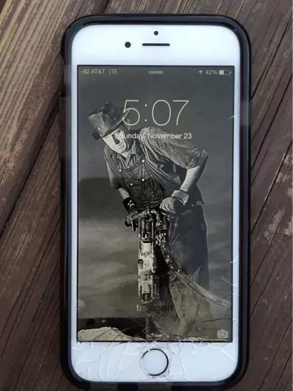 21個把悲慘情況變得超爆笑的終極樂觀人。