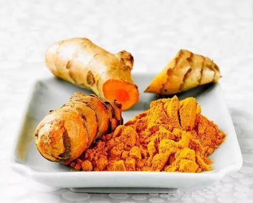 中醫生不願意說的秘密:「薑黃」平時這樣吃,抑制壞細胞,高血糖,改善關節炎發作,到了中年要多吃