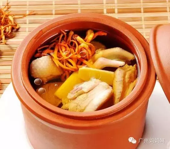 足足102種！廣東省中醫院藥師公開的靚湯配方，別吃藥多喝湯！