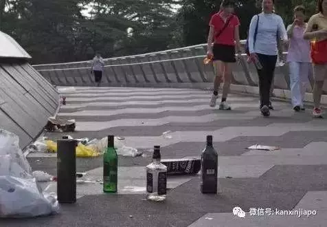 2019在《新加坡》最丟人的事之一,就是穿著死亡芭比粉接受路人矚目!